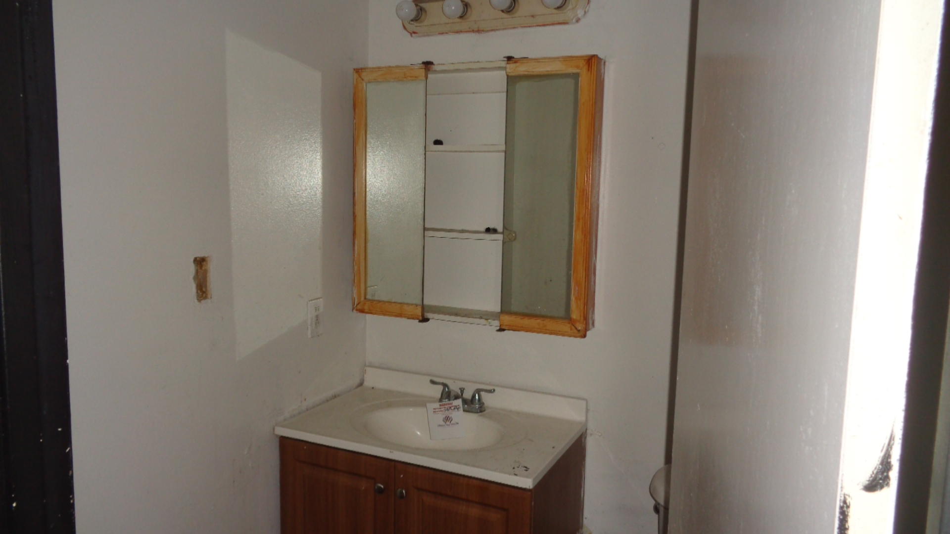 407 North 29th Street Fort Pierce, FL 34947 - Photo 12 of 14 DSC07380