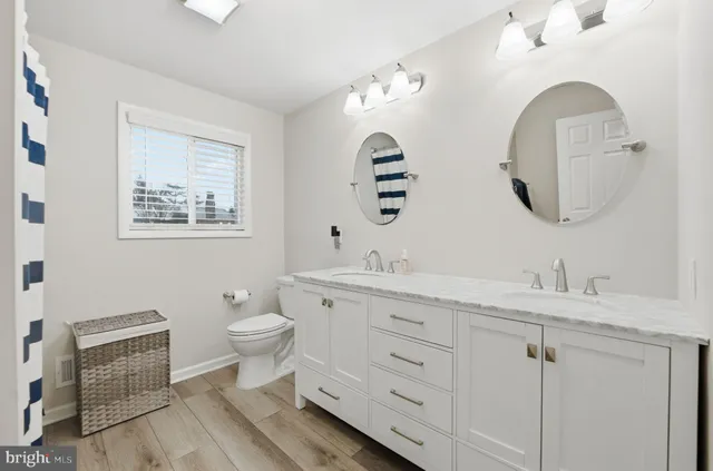 $865,000 | 5955 Edgewood Lane, Alexandria, VA 22310