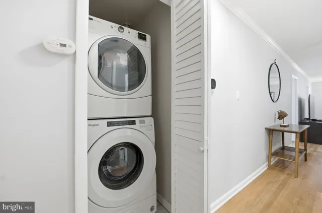 $865,000 | 5955 Edgewood Lane, Alexandria, VA 22310