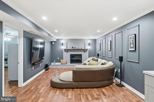 $865,000 | 5955 Edgewood Lane, Alexandria, VA 22310