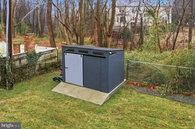 $865,000 | 5955 Edgewood Lane, Alexandria, VA 22310