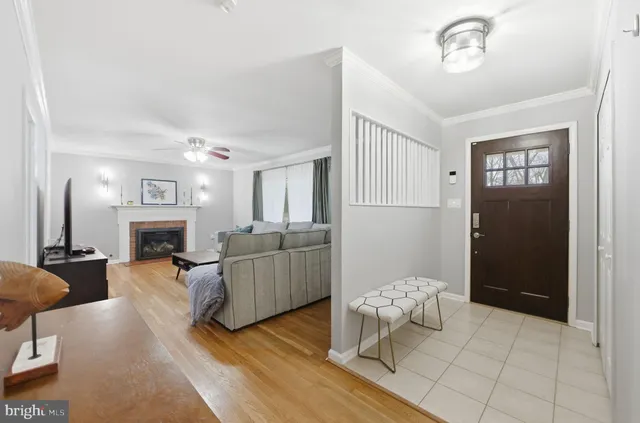 $865,000 | 5955 Edgewood Lane, Alexandria, VA 22310