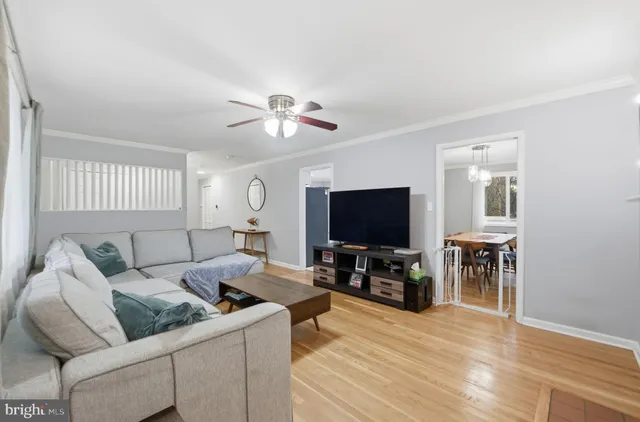 $865,000 | 5955 Edgewood Lane, Alexandria, VA 22310