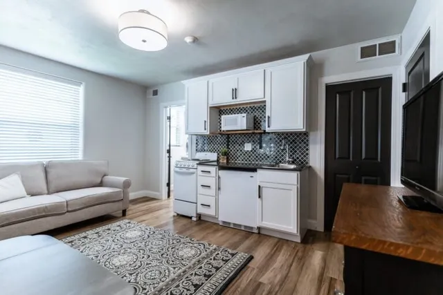 $795 | 101 North Rose Street, Elmwood, IL 61529