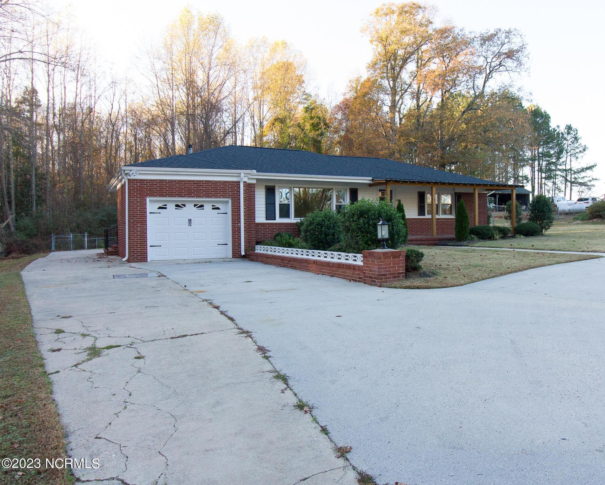 5220 Winstead Store Road Nashville, NC 27856 - Photo 9 of 46 IMG_7336-1