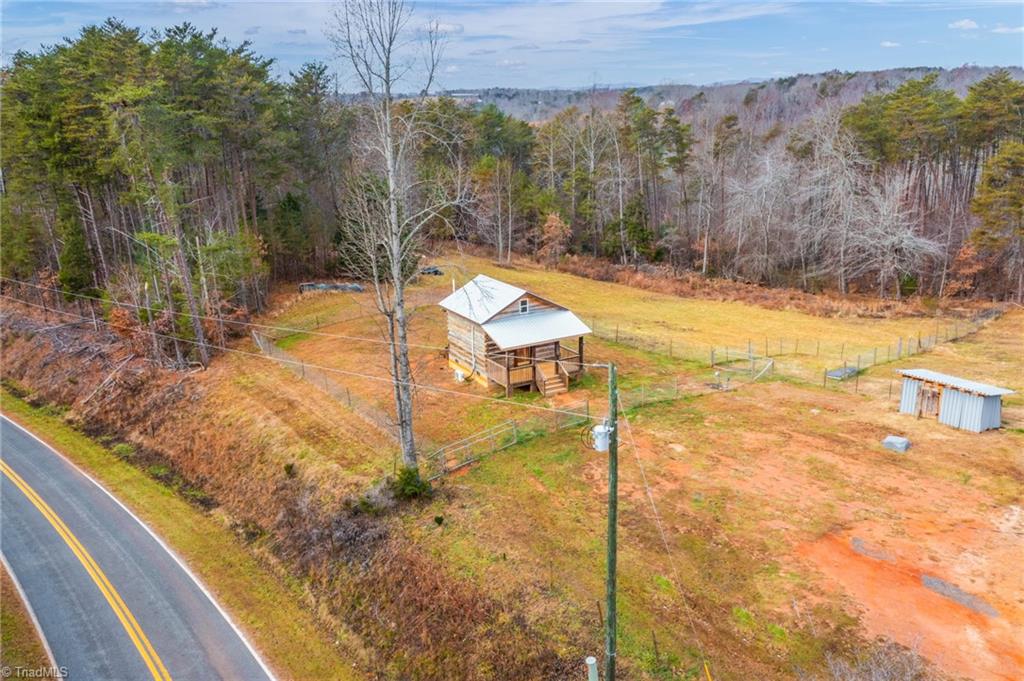 1140 Jackson Road Westfield, NC 27053 - Photo 5 of 30 Gallery Image 5