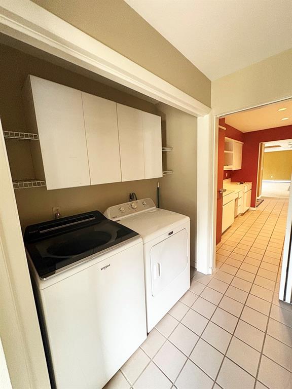 4400 West Pike Road Indiana, PA 15701 - Photo 16 of 37 a utility room with dryer and washer