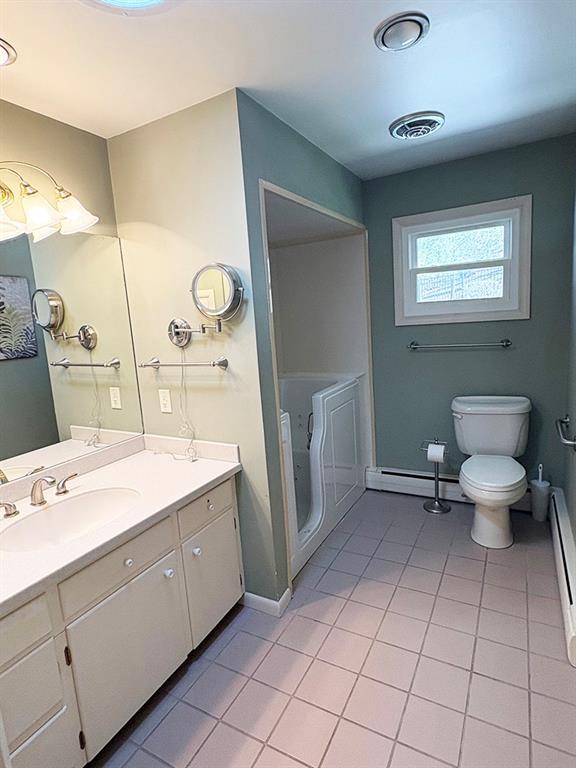 4400 West Pike Road Indiana, PA 15701 - Photo 26 of 37 a spacious bathroom with a toilet sink and mirror