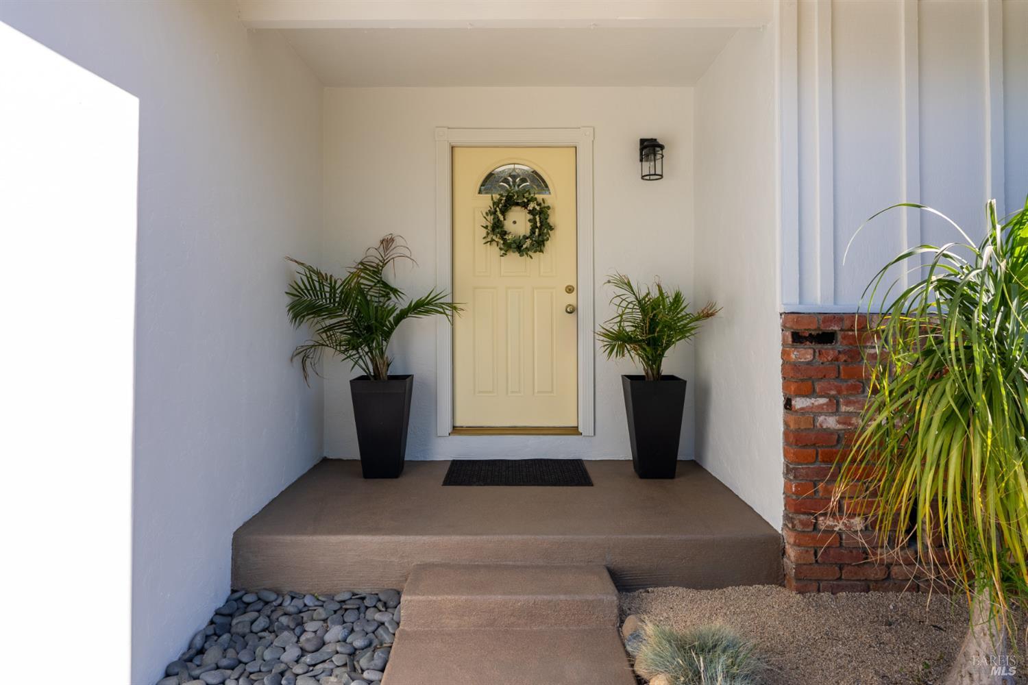1563 Shay Avenue Santa Rosa, CA 95401 - Photo 4 of 39