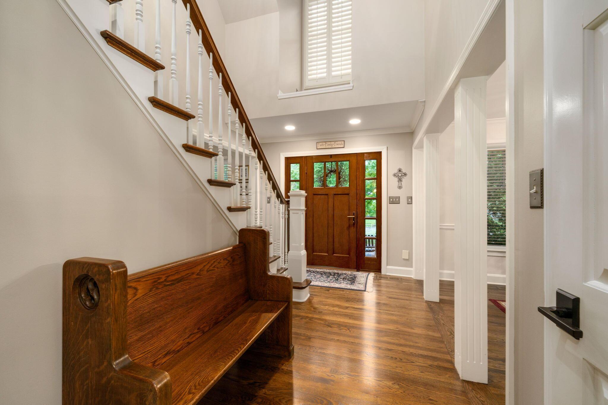 2340 Zollinger Road Columbus, OH 43221 - Photo 5 of 79 6-web-or-mls-DSC04267