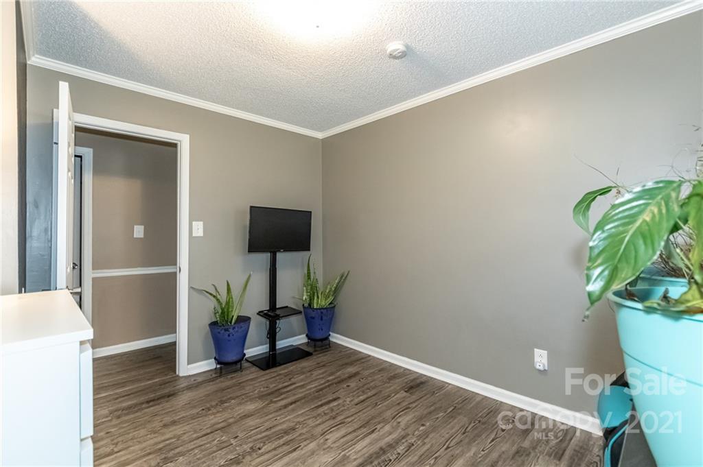 5734 Charlie Walker Road Kannapolis, NC 28081 - Photo 22 of 35 Gallery Image 22