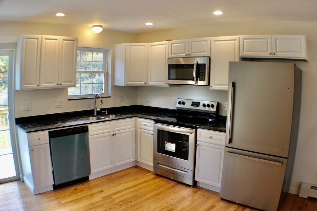 324 Palmer Road Brimfield, MA 01010 - Photo 4 of 42 Gallery Image 4