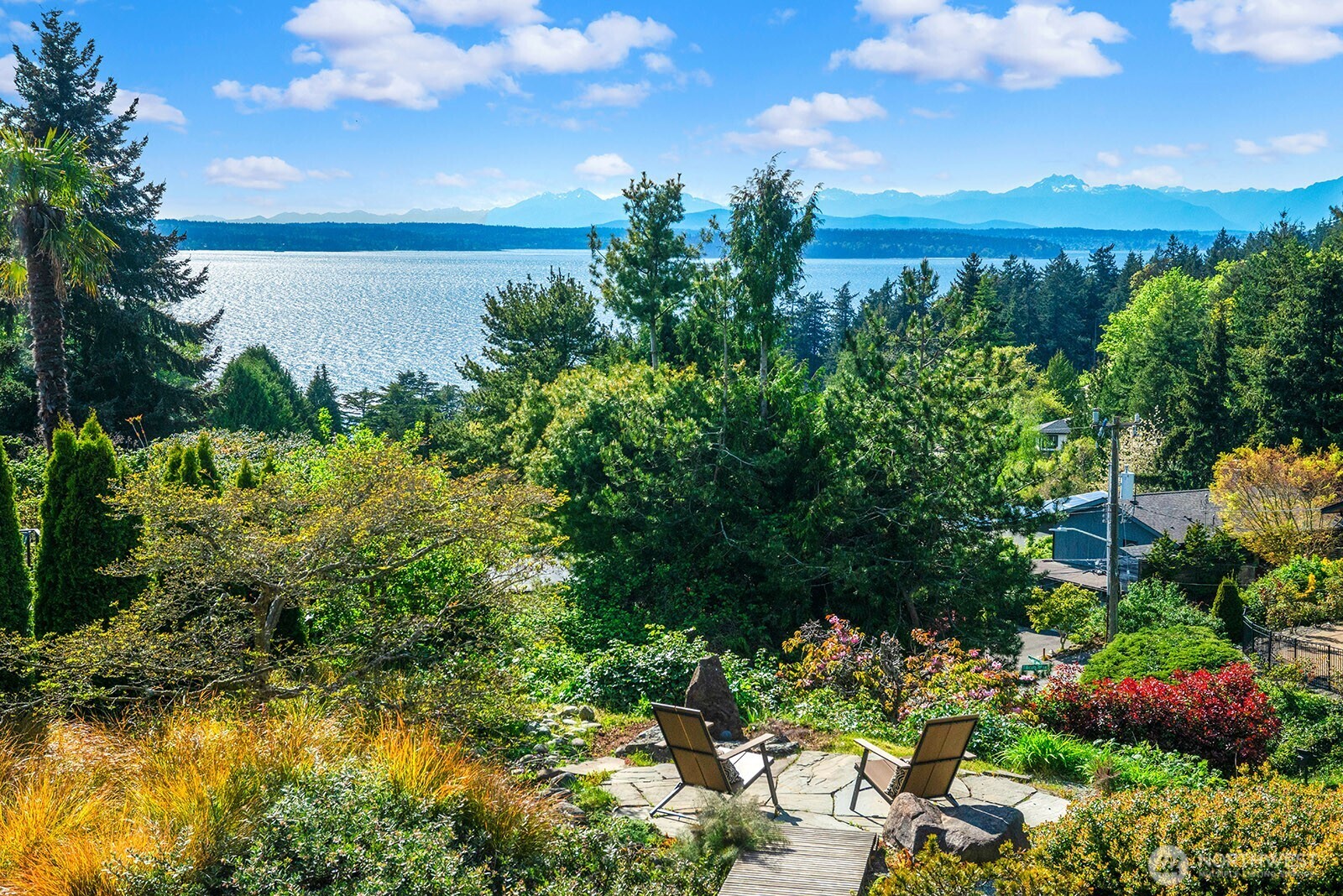 8627 Fauntlee Crest Southwest Seattle, WA 98136 - Photo 23 of 40 Gallery Image 23