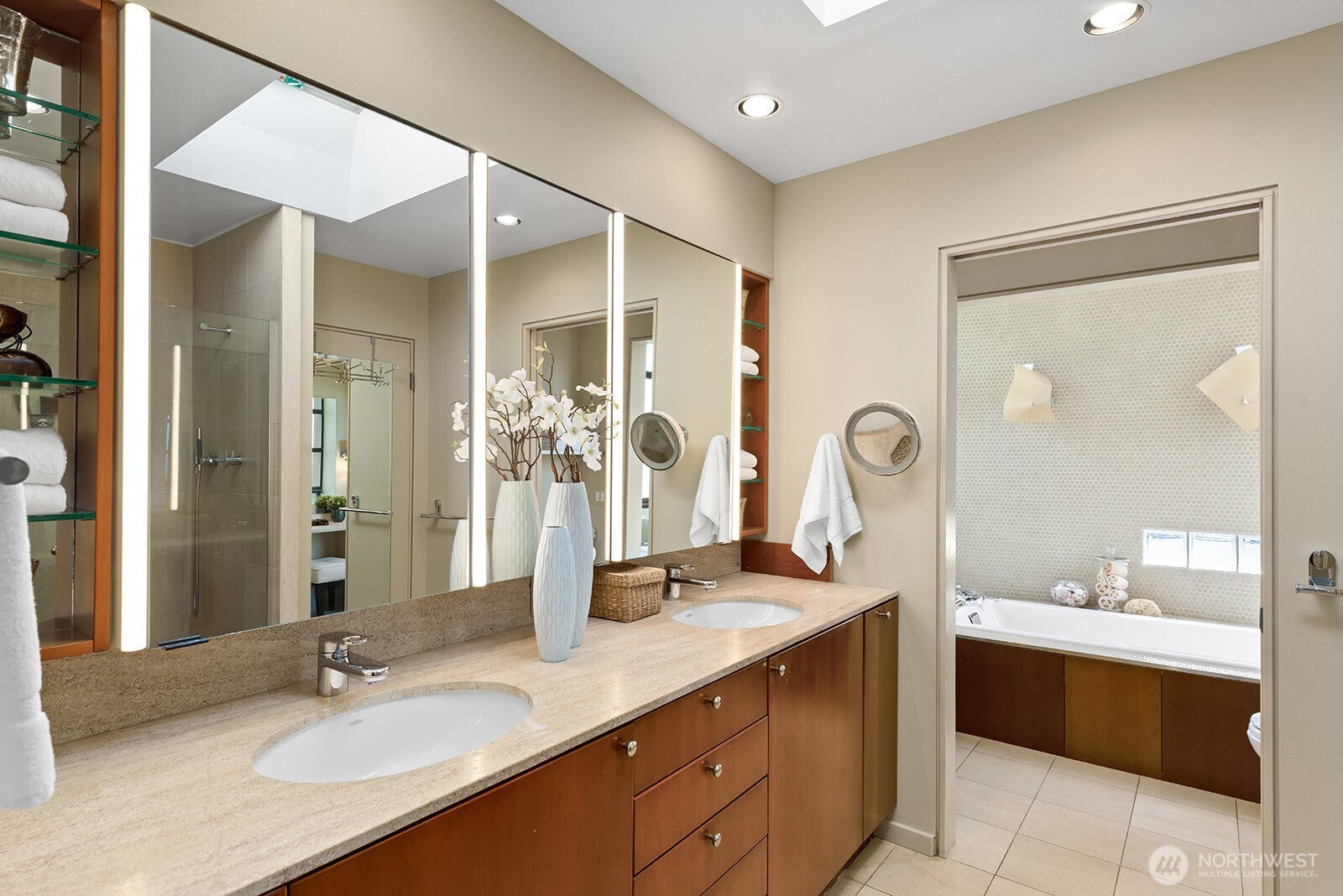 8627 Fauntlee Crest Southwest Seattle, WA 98136 - Photo 25 of 40 Gallery Image 25