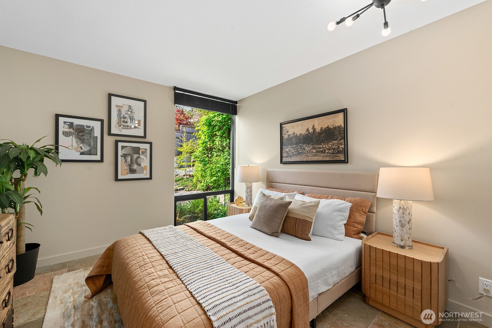 8627 Fauntlee Crest Southwest Seattle, WA 98136 - Photo 33 of 40 Gallery Image 33