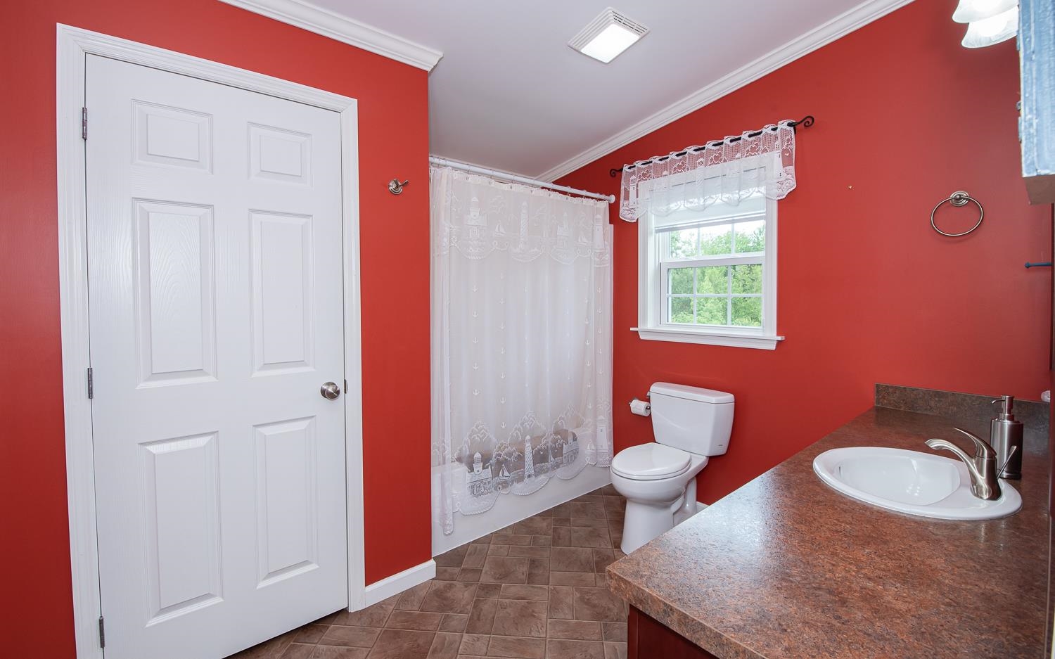 110 Freedom Hill Road Hampstead, NH 03841 - Photo 23 of 37