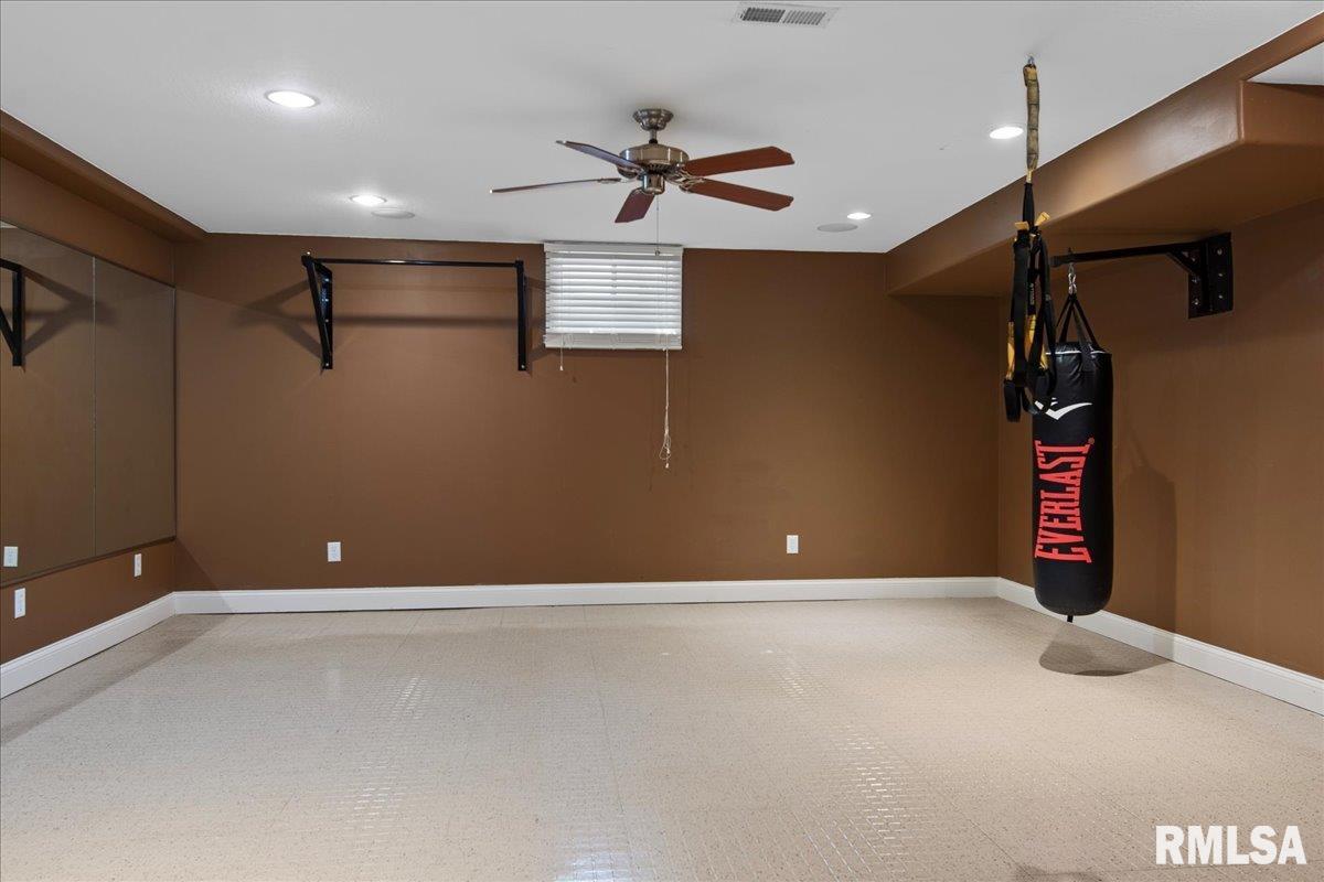 3516 Tamarak Drive Springfield, IL 62712 - Photo 56 of 65 Gallery Image 56