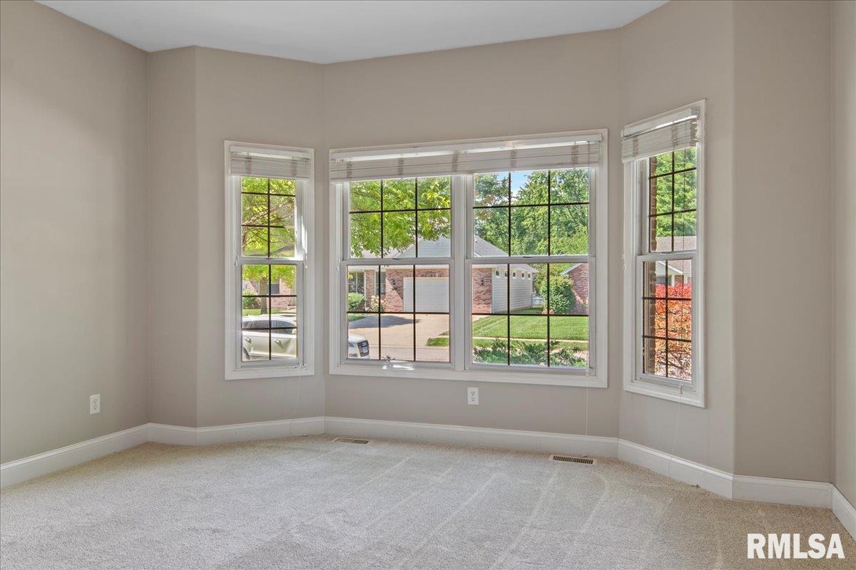 3516 Tamarak Drive Springfield, IL 62712 - Photo 8 of 65 Gallery Image 8