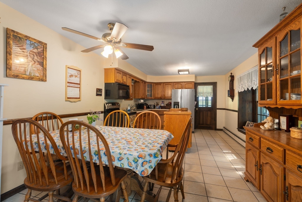 1 Leno Road Sturbridge, MA 01566 - Photo 8 of 33