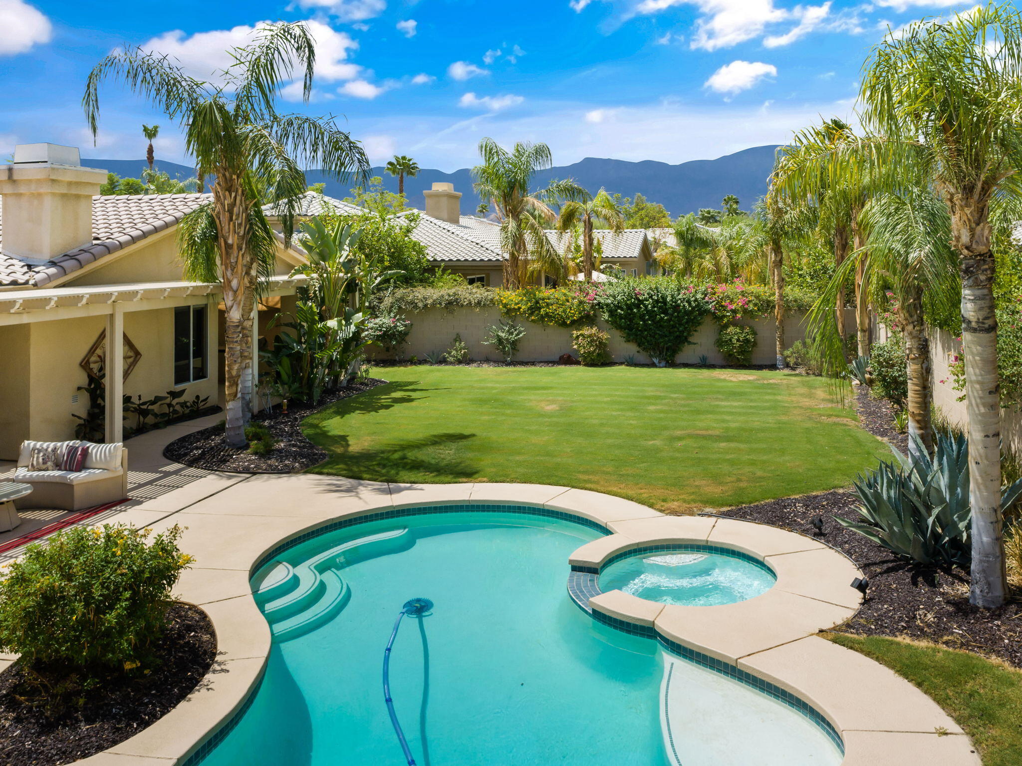 50 Sherwood Road Rancho Mirage, CA 92270 - Photo 26 of 43 9-web-or-mls-CassSherwood_2022_009