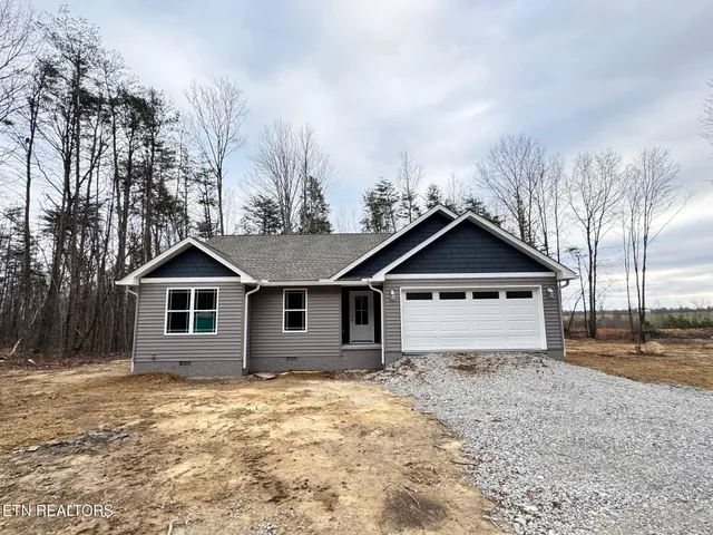 $363,500 | 164 Green Acres, Clarkrange, TN 38553