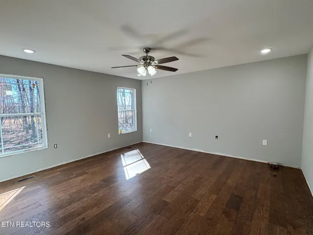 $363,500 | 164 Green Acres, Clarkrange, TN 38553