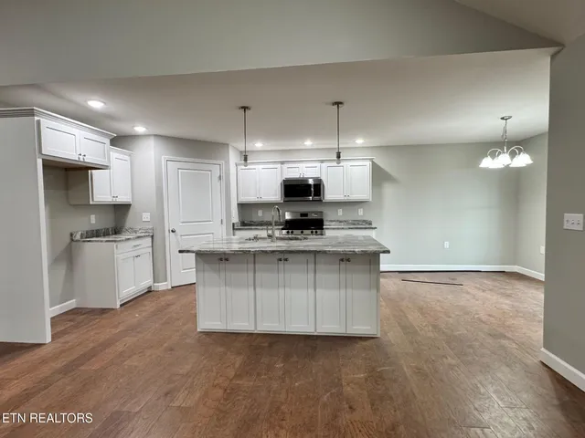 $363,500 | 164 Green Acres, Clarkrange, TN 38553