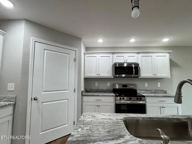 $363,500 | 164 Green Acres, Clarkrange, TN 38553