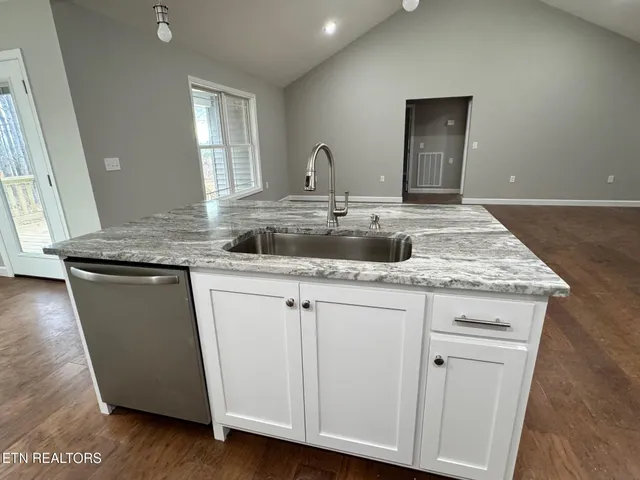 $363,500 | 164 Green Acres, Clarkrange, TN 38553