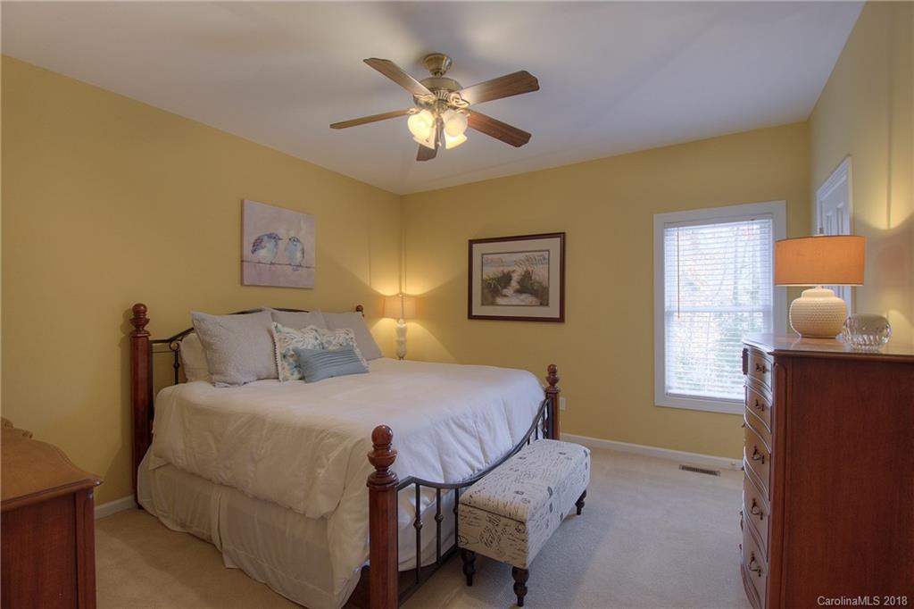 529 Evergreen Road Lake Wylie, SC 29710 - Photo 12 of 29 Gallery Image 12