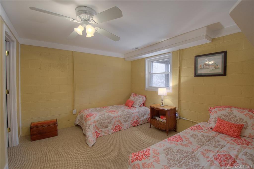 529 Evergreen Road Lake Wylie, SC 29710 - Photo 15 of 29 Gallery Image 15