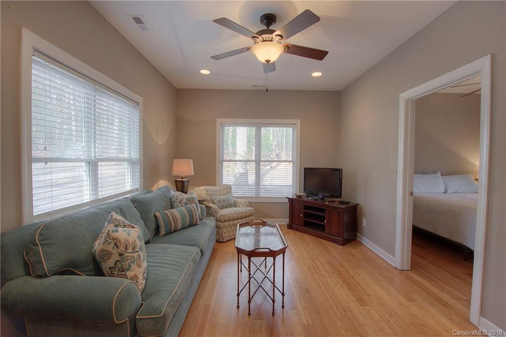 529 Evergreen Road Lake Wylie, SC 29710 - Photo 18 of 29 Gallery Image 18