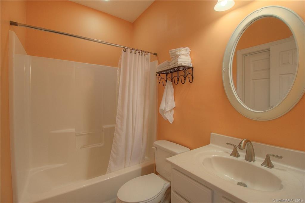 529 Evergreen Road Lake Wylie, SC 29710 - Photo 19 of 29 Gallery Image 19