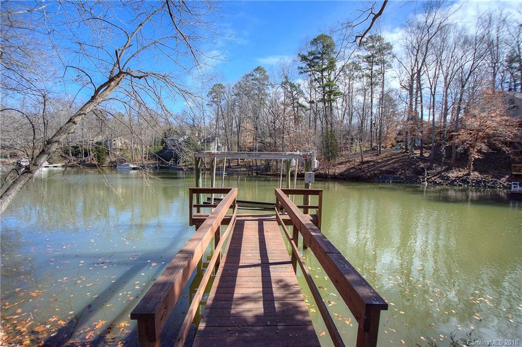 529 Evergreen Road Lake Wylie, SC 29710 - Photo 22 of 29 Gallery Image 22