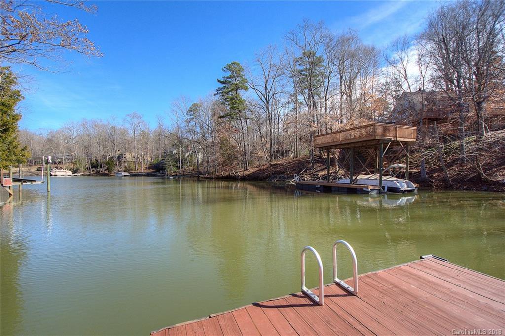 529 Evergreen Road Lake Wylie, SC 29710 - Photo 23 of 29 Gallery Image 23