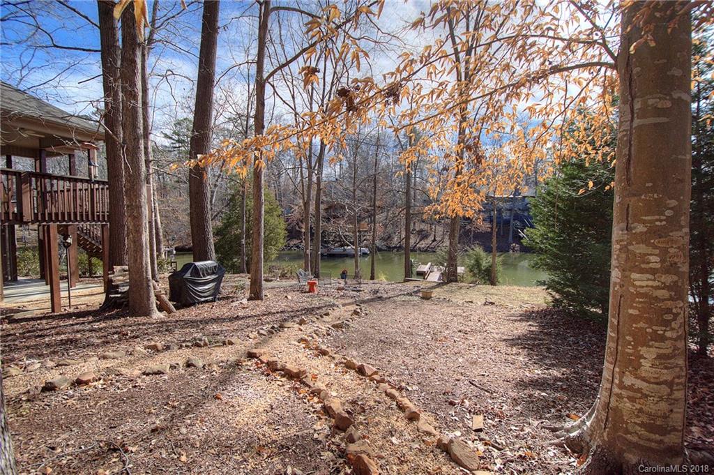 529 Evergreen Road Lake Wylie, SC 29710 - Photo 28 of 29 Gallery Image 28
