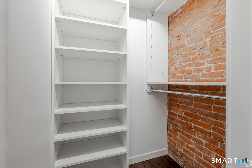 424 Main Street, Unit J Middletown, CT 06457 - Photo 9 of 14