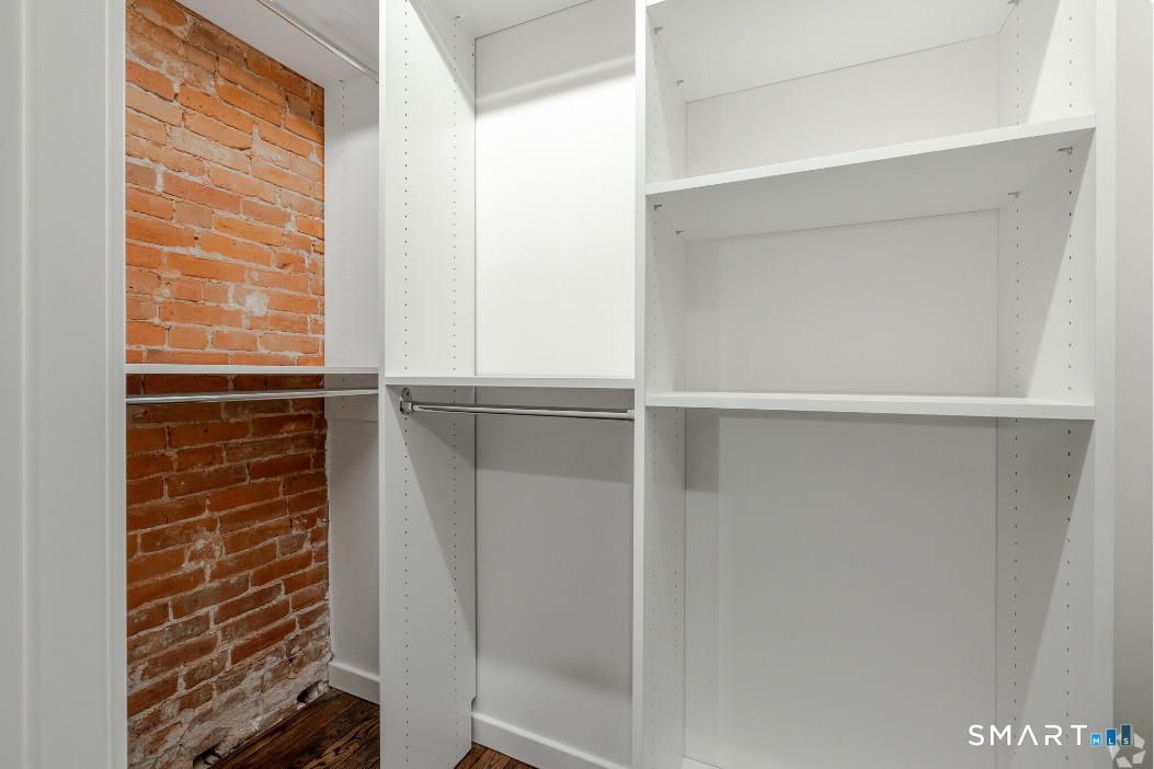 424 Main Street, Unit J Middletown, CT 06457 - Photo 10 of 14