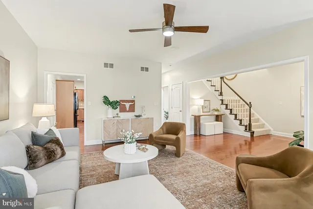 $499,900 | 61 Gentle Drive, East Earl, PA 17519