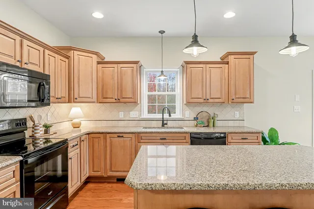 $499,900 | 61 Gentle Drive, East Earl, PA 17519