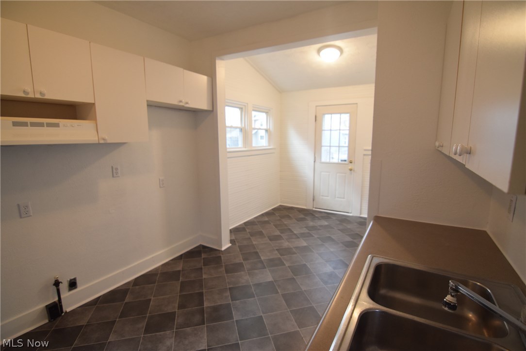 581 Gardendale Avenue Akron, OH 44310 - Photo 18 of 18