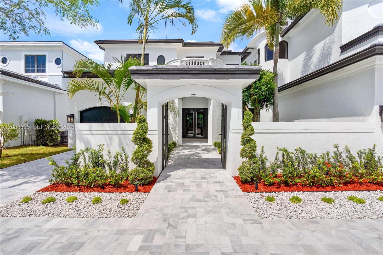 17614 Circle Pond Court Boca Raton, FL 33496 - Photo 3 of 60 Gallery Image 3