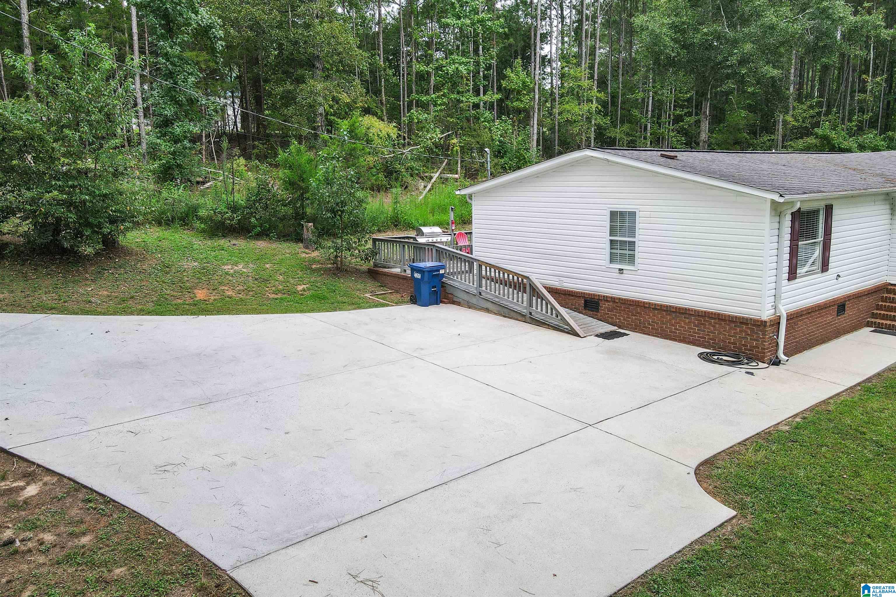 292 Hollingsworth Road Jacksonville, AL 36265 - Photo 18 of 57