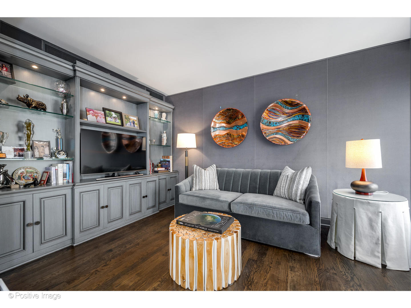 161 East Chicago Avenue, Unit 54A Chicago, IL 60611 - Photo 21 of 41 a living room with furniture and flat screen tv