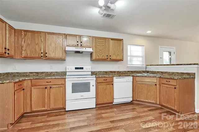 $1,895 | 2134 Cindy Creek Lane, Charlotte, NC 28216