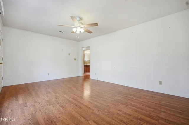 $300,000 | 4812 Carters Valley Road, Church Hill, TN 37642