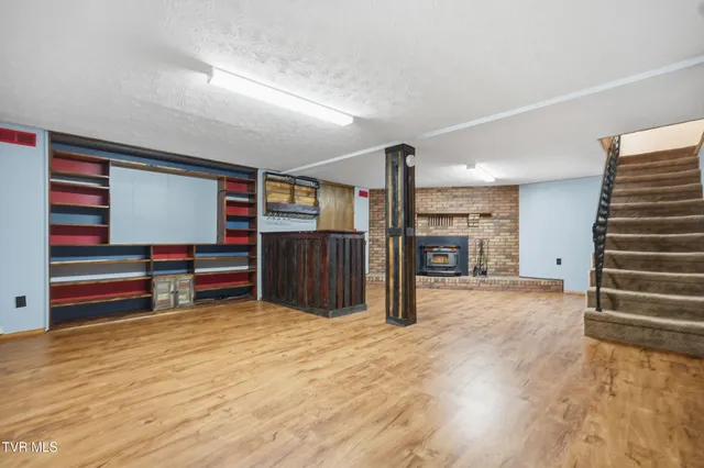 $300,000 | 4812 Carters Valley Road, Church Hill, TN 37642