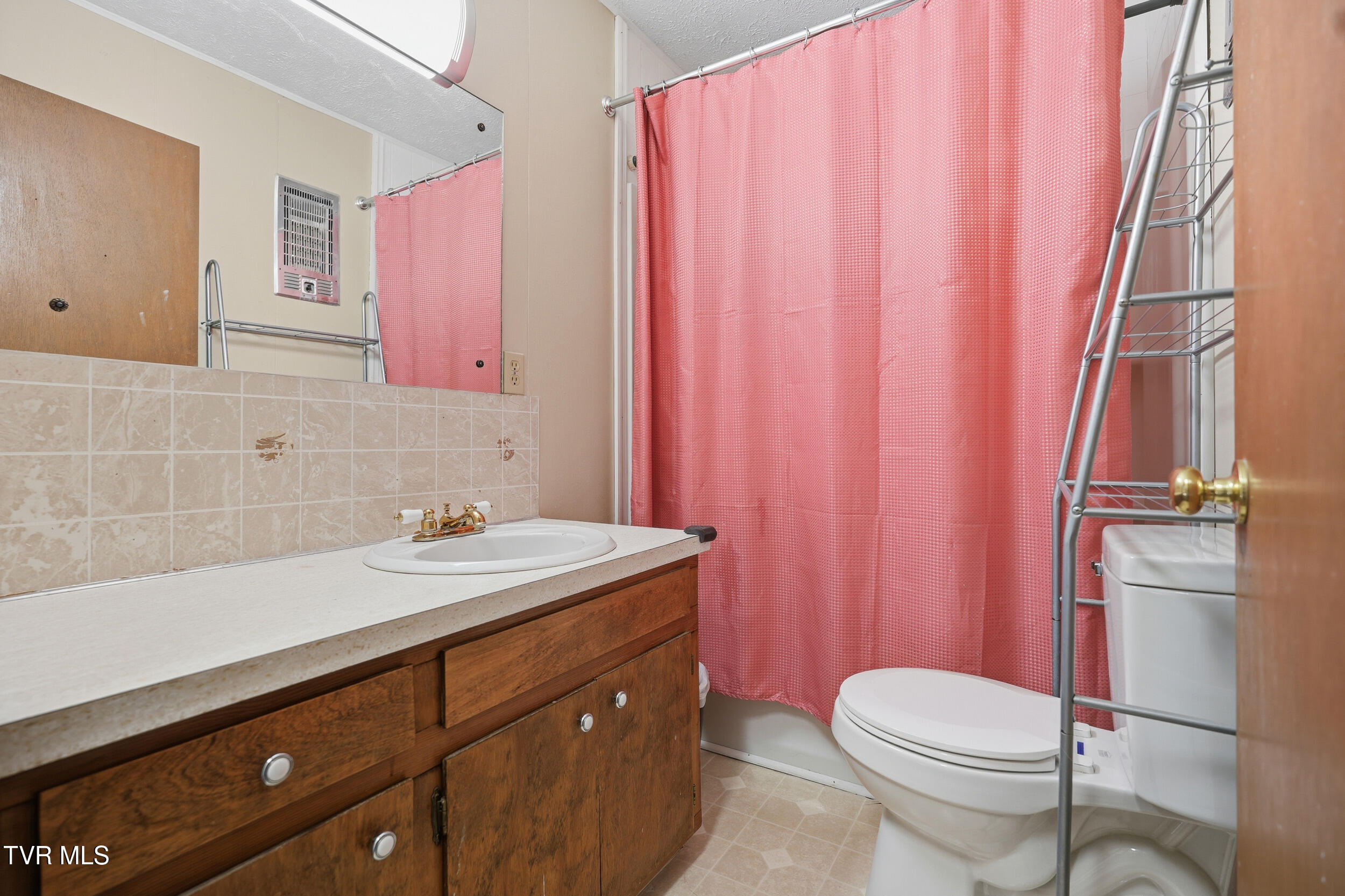 4812 Carters Valley Road Church Hill, TN 37642 - Photo 56 of 58 54_dsc09028