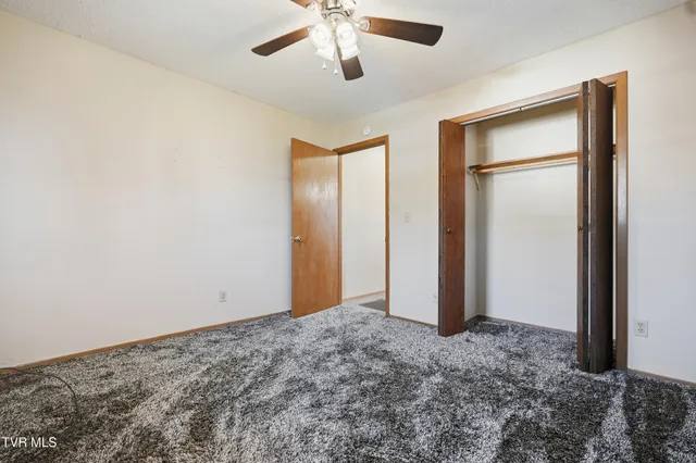 $300,000 | 4812 Carters Valley Road, Church Hill, TN 37642