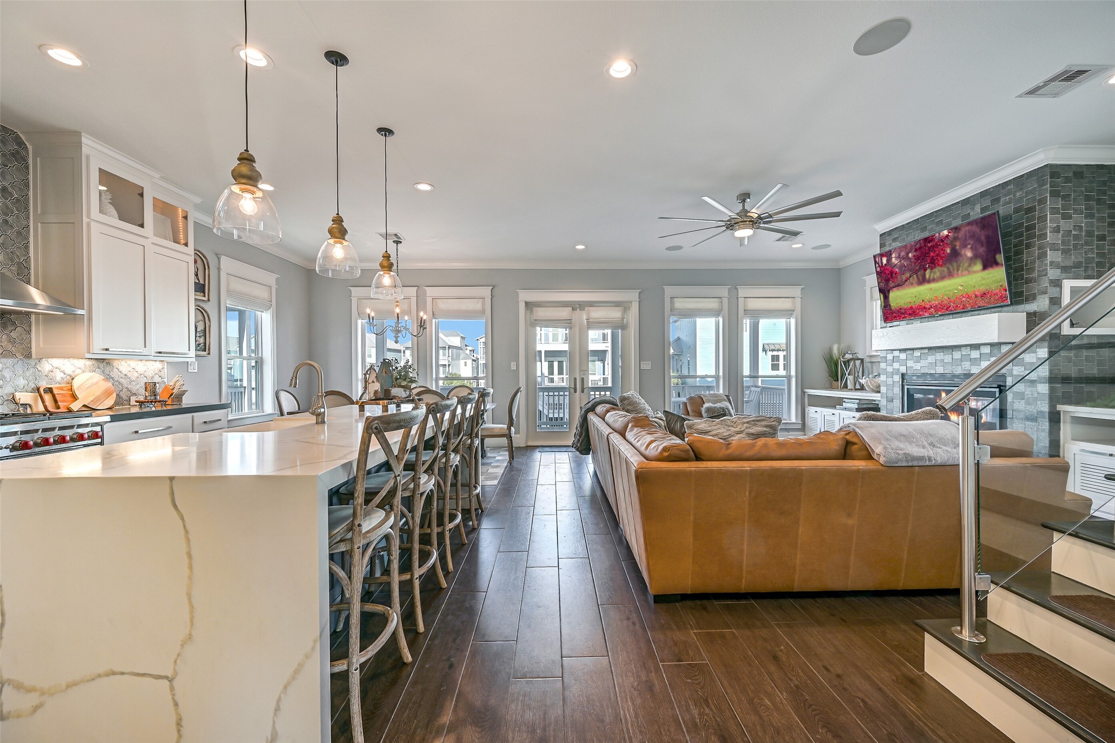 3839 Periwinkle Galveston, TX 77554 - Photo 11 of 49